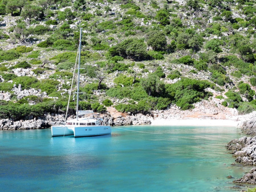 Sailing bay